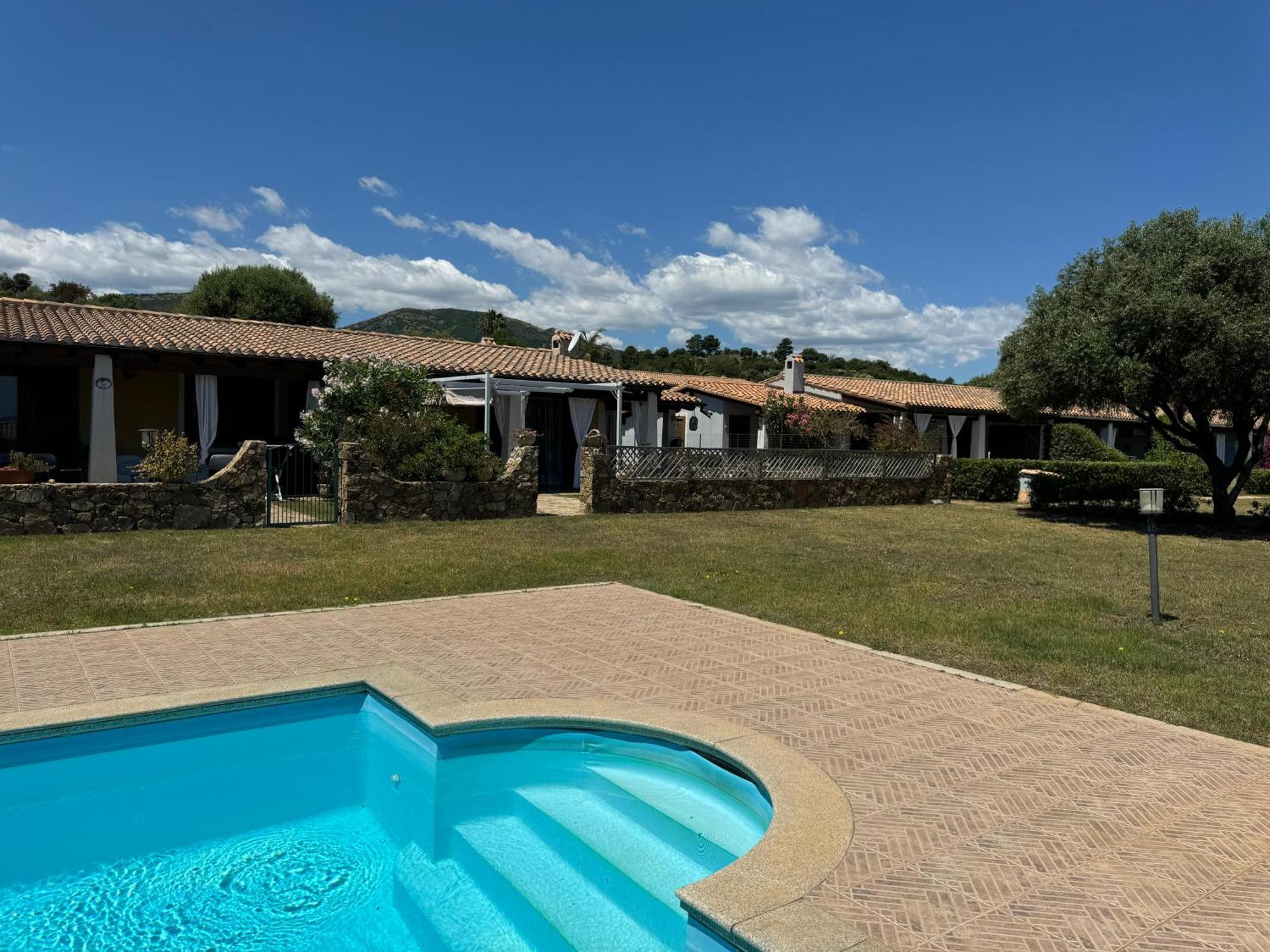 Casa Vacanze Con Piscina E Vista Mare Esclusiva Per Coppie E Famiglie, Relax E Tranquillita Tertenia Exterior photo